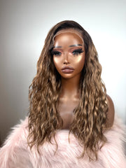 Designer Sabrina - Essence - 5x5 HD