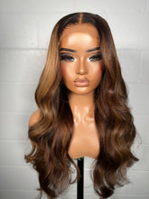 🧡  Designer Alyssa - Signature - Medium - 5x5 HD