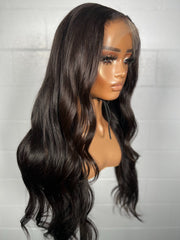 Designer Adrya - Signature - Medium - 13x4 HD