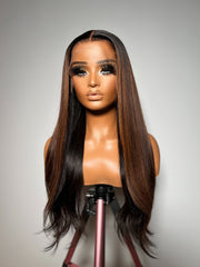 Designer Trina - Velvet - Medium - 9x6 HD