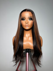 Designer Trina - Velvet - Medium - 9x6 HD