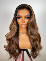 Designer Alyssa - Signature - Medium - 5x5 HD