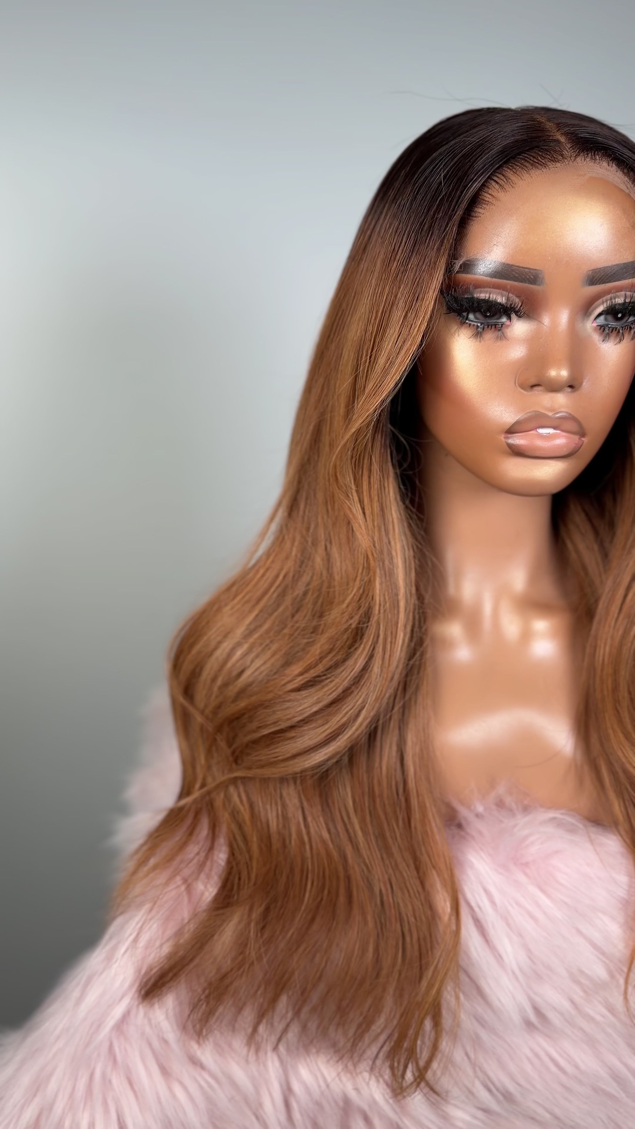 Designer Cleo - Velvet - Medium - 5x5 HD